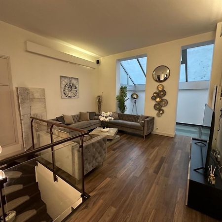 Les Champs Elysees-125M2 Modern And Spacious Paris Bagian luar foto