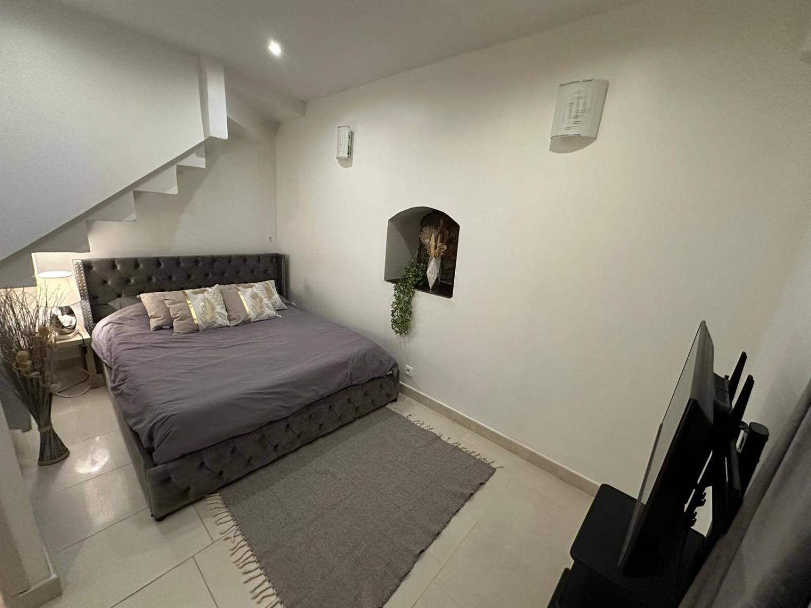 Les Champs Elysees-125M2 Modern And Spacious Paris Bagian luar foto