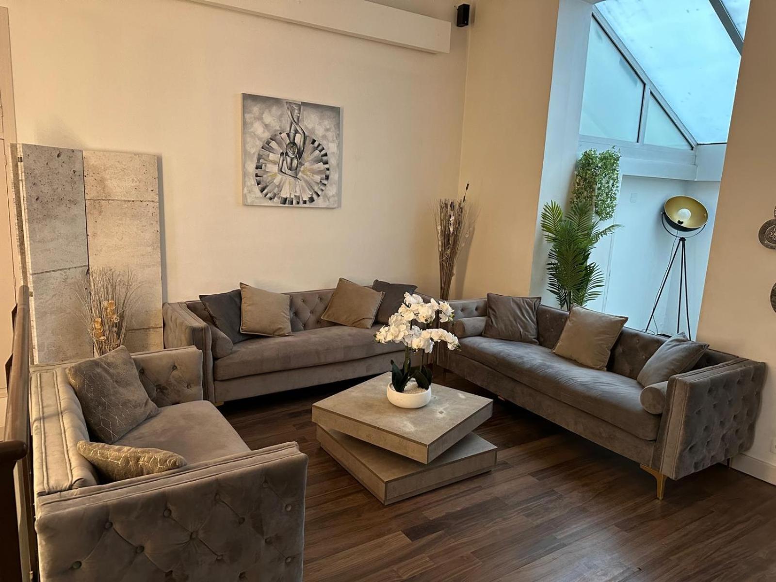 Les Champs Elysees-125M2 Modern And Spacious Paris Bagian luar foto