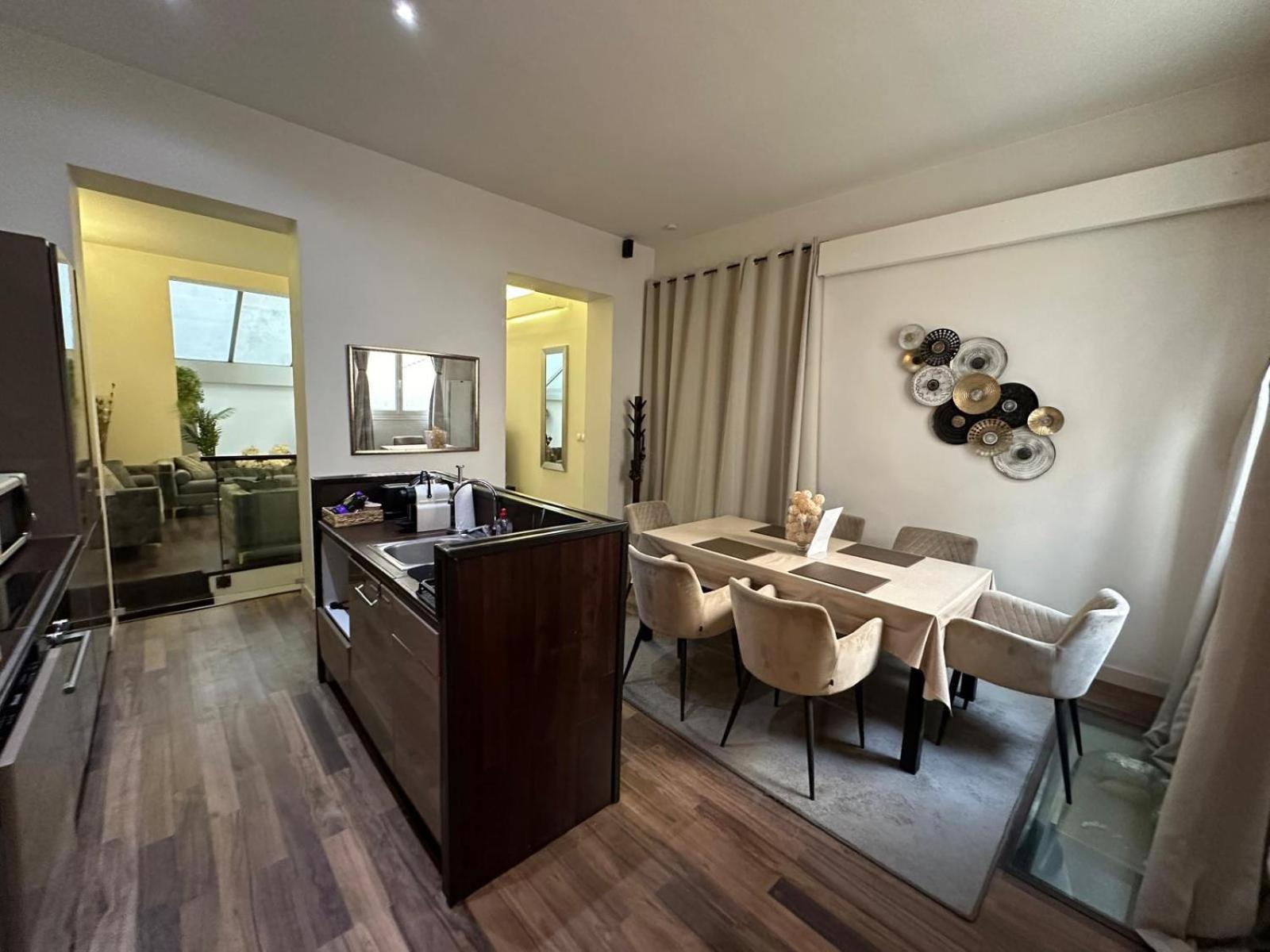 Les Champs Elysees-125M2 Modern And Spacious Paris Bagian luar foto